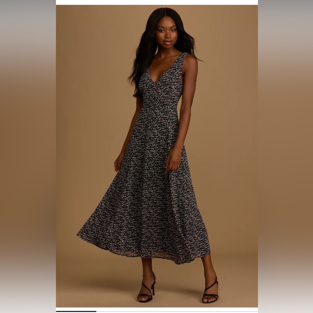 S Lulu’s Your Only Darling Black Floral Print Sleeveless Midi/Maxi